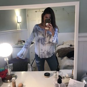 Bell sleeve top!